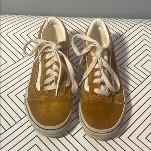 Vans Kids Sneakers in Brown and White